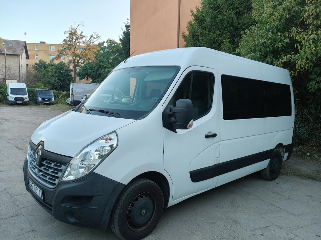 Bus na autostradzie